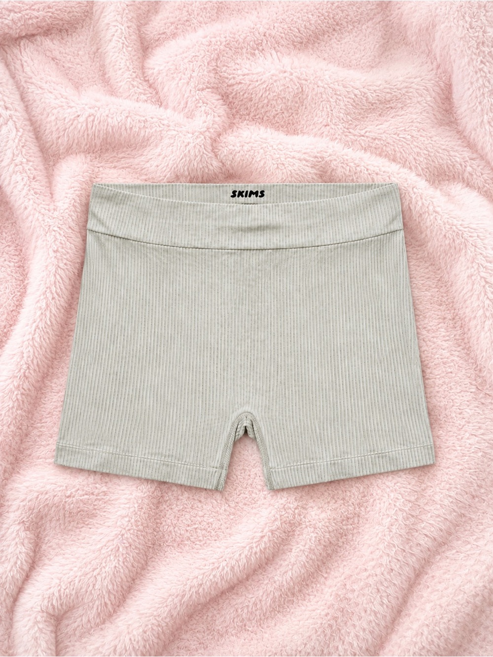 SKIMS Ribbed Boy Shorts Size S/M Cream